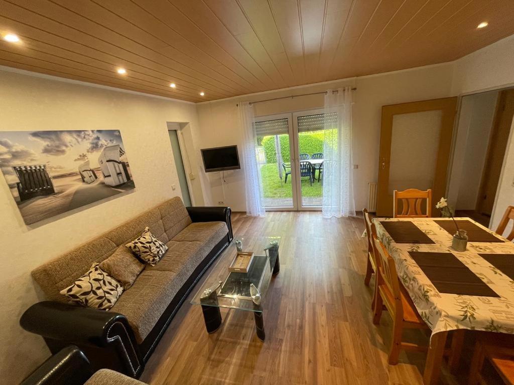 Ferienwohnung Lion Krummhörn エクステリア 写真