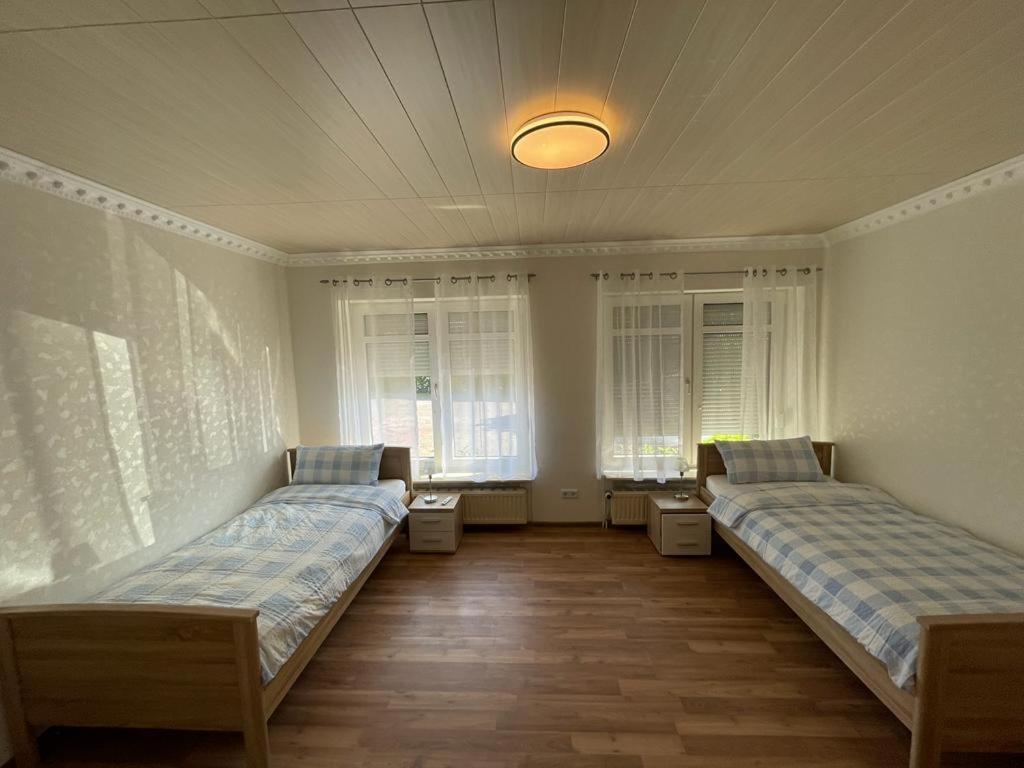 Ferienwohnung Lion Krummhörn エクステリア 写真