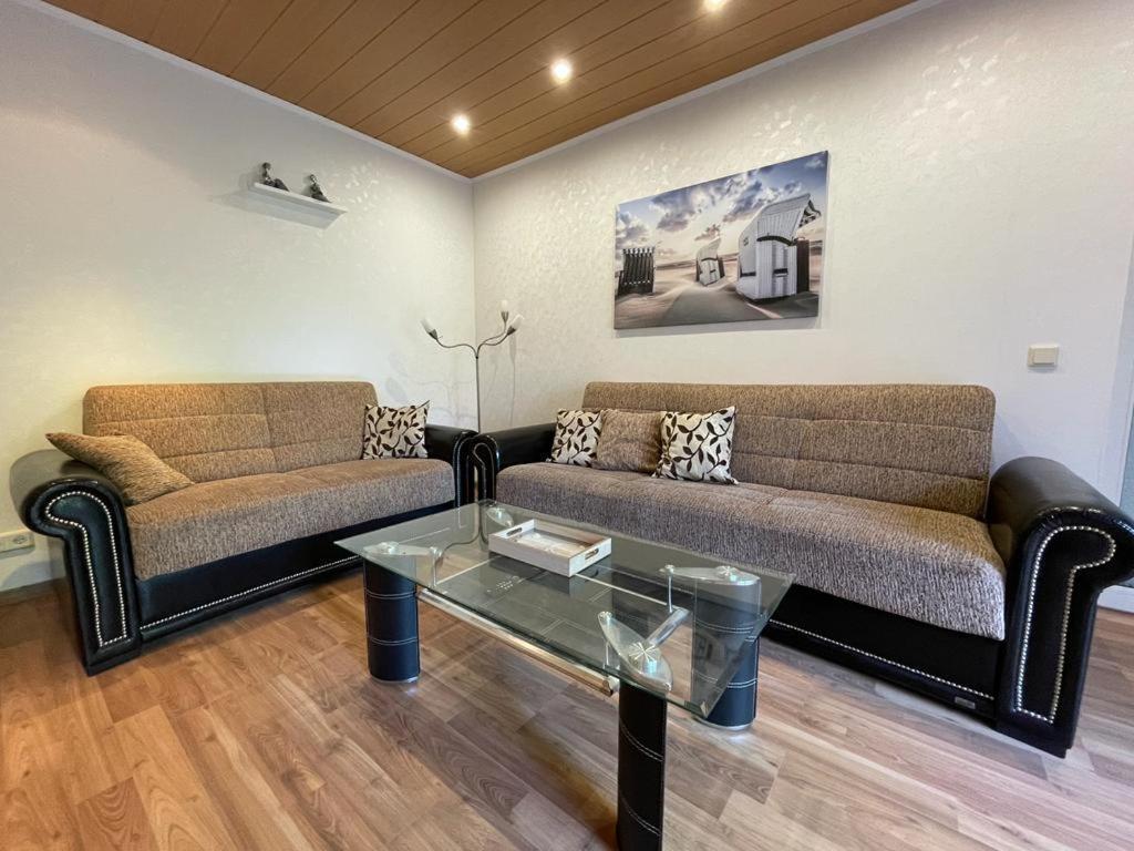 Ferienwohnung Lion Krummhörn エクステリア 写真